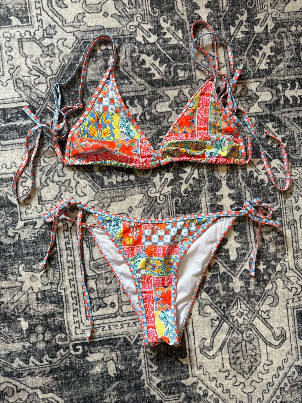 Resort Bikini set size Small
